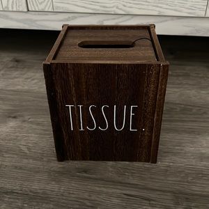 Tissue Box’s